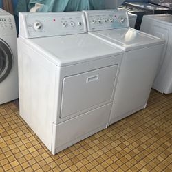 Kenmore Washer And Gas Dryer Set