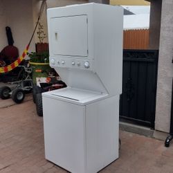 Stackable Washer Gas Dryer 