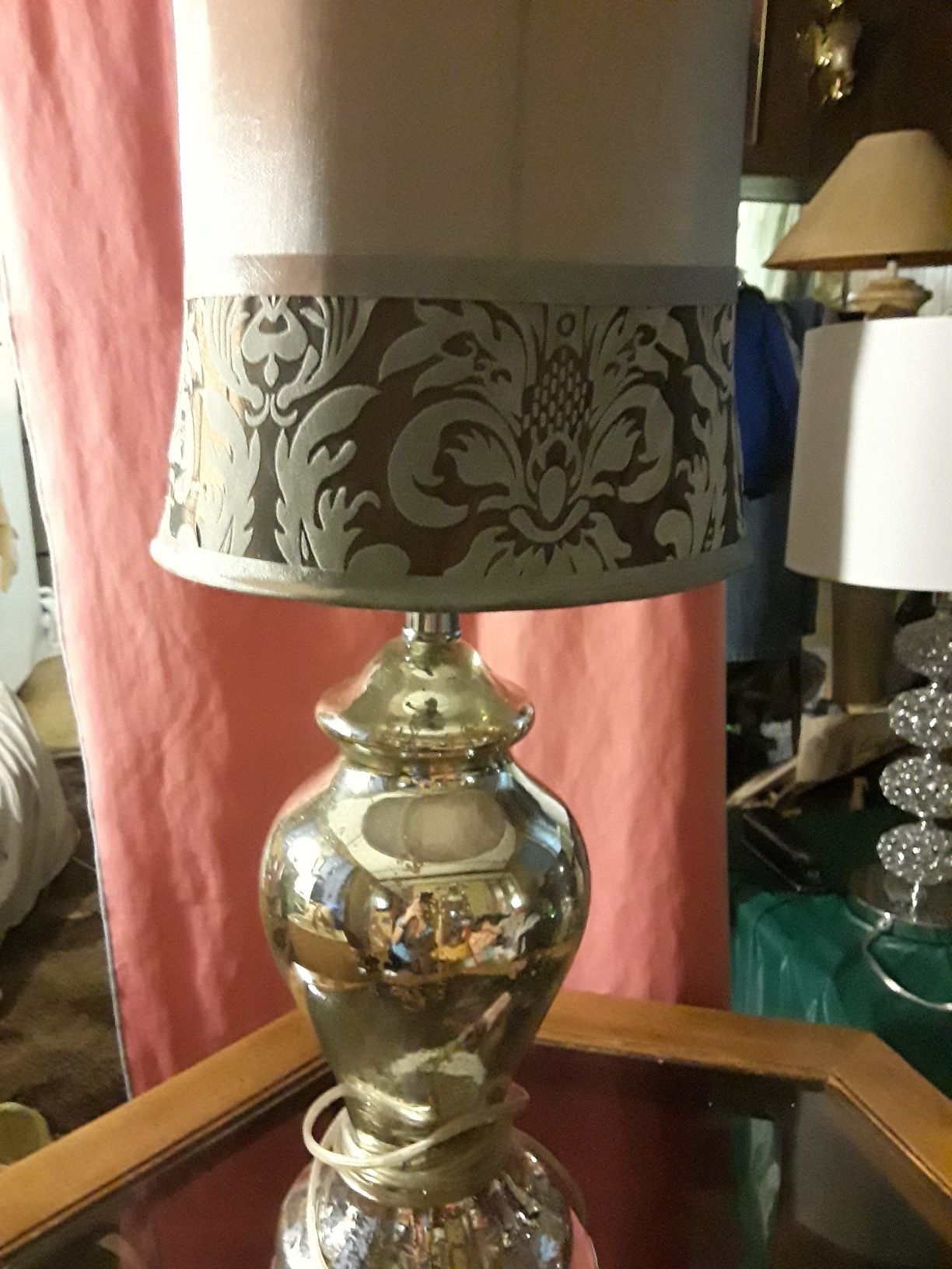 1 lamp