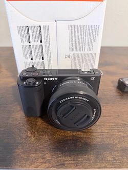 Sony ZV E-10 camera with 16–50 OSS 2 lens and 128g SD card