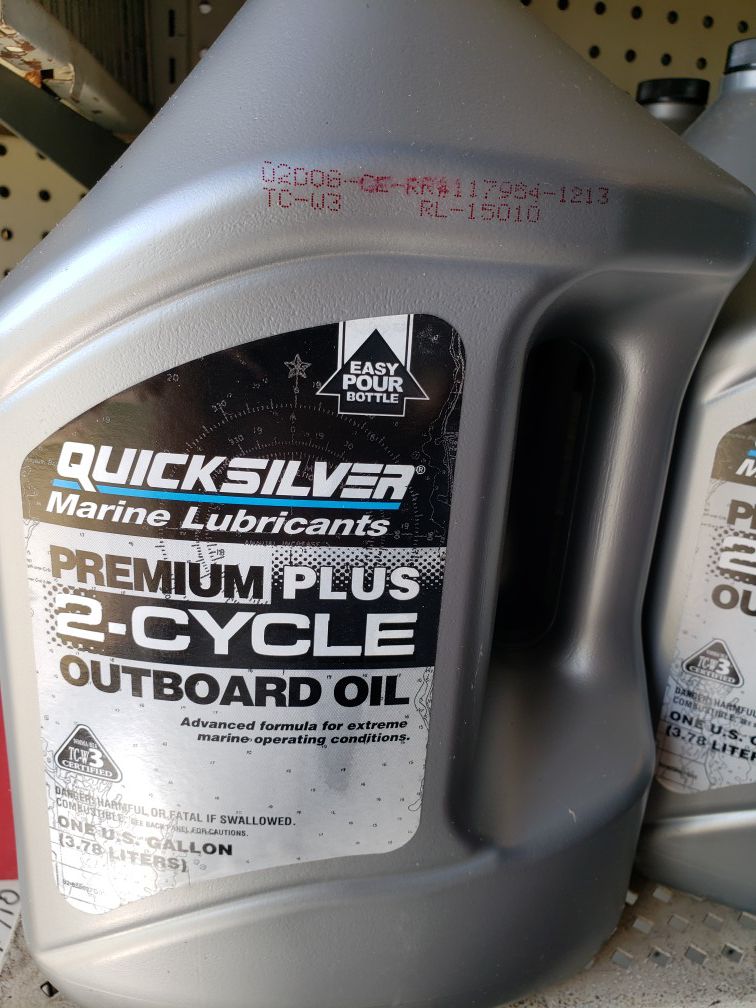 Quicksilver/ Mercury 2 stroke outboard oil