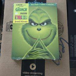 The Grinch Blu Ray Steelbook  3 Mini Movies 