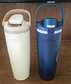 Owala FreeSip Sway stainless steel water bottle