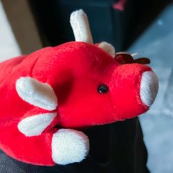 Collectors Edition Red Chicago Bulls Beanie Baby “Snort”