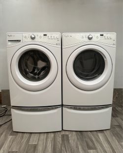 Whirlpool washer and electric dryer
