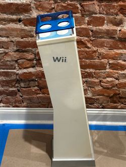 Wii Gaming Tower Stand Storage Rack Slam Brands Blue Acrylic Controller Holder