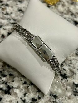 NEW stainless steel tarnish resistant link bracelet