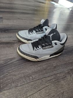 Jordan 3s wolf grey size 10