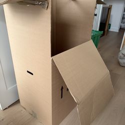 Free Garment Moving Box