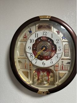 SEIKO Melodies in Motion Clock