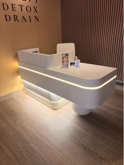 New custom made reception desk