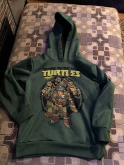 Ninja turtles sweatshirt size 6-7