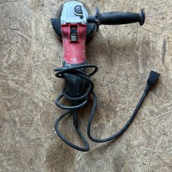 MILWAUKEE.  GRINDER  4-1/2” (115mm)