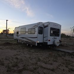 2013 Cougar Rv 27ft