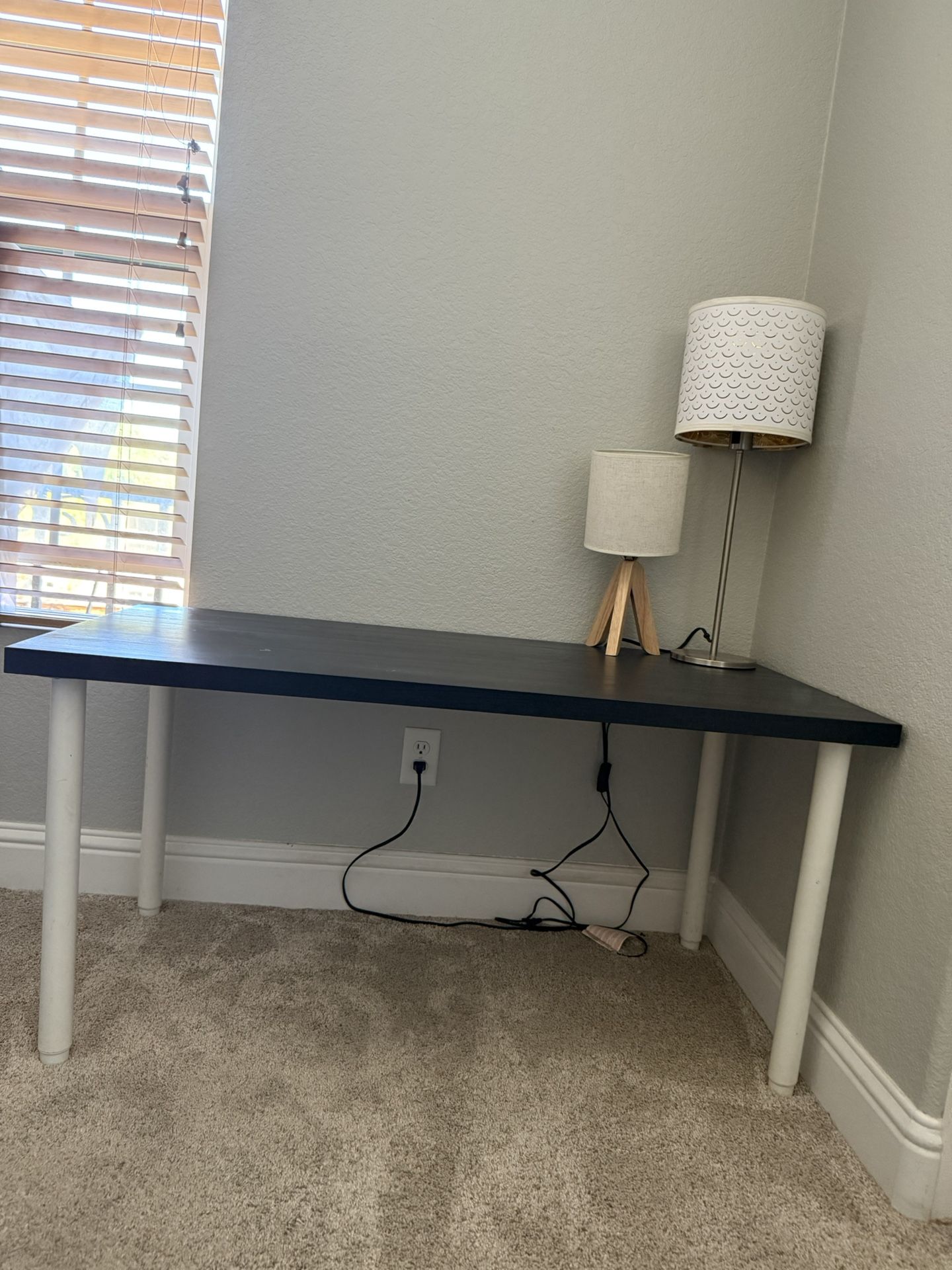 Desk Table