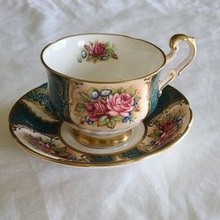 Paragon tea cup and saucer green rose pattern set