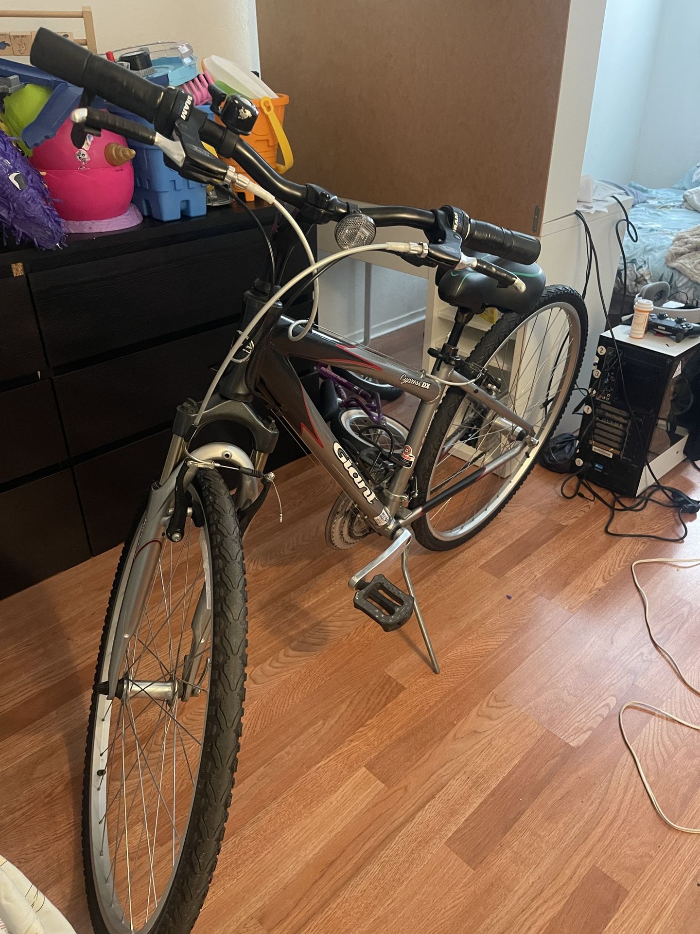 Giant Cypress DX Hybrid Bike