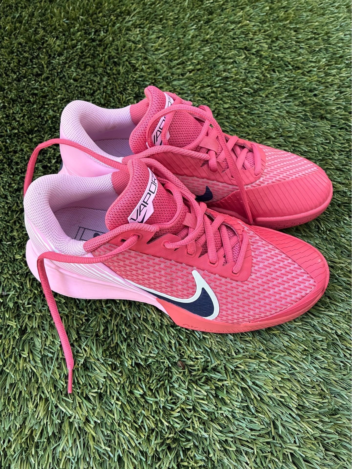 Nike Vapor Pro. Size 8