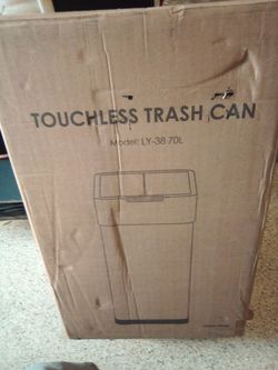 Touchless trash can automatic