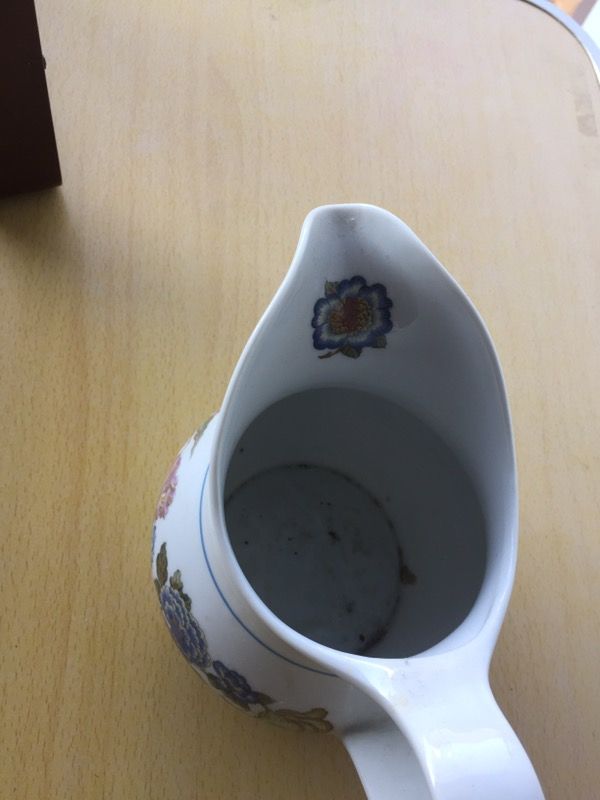 Flower pots