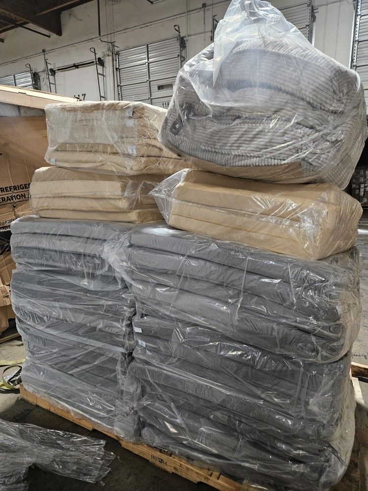 Sherry Klein Dog Beds