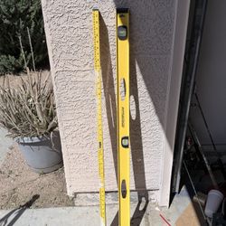 2 4 Foot Levels / Straight Edge