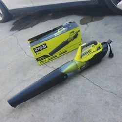RYOBI
135 MPH 440 CFM 8 Amp Corded Electric Jet Fan Leaf Blower