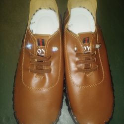 New Women's Brown Pleather Casual Shoes Sz Says 41 but  Usa Sz 8 1/2 Cash