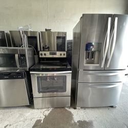 Kitchen Appliances (Refrigerator, Stove, Dishwasher And Microwave)