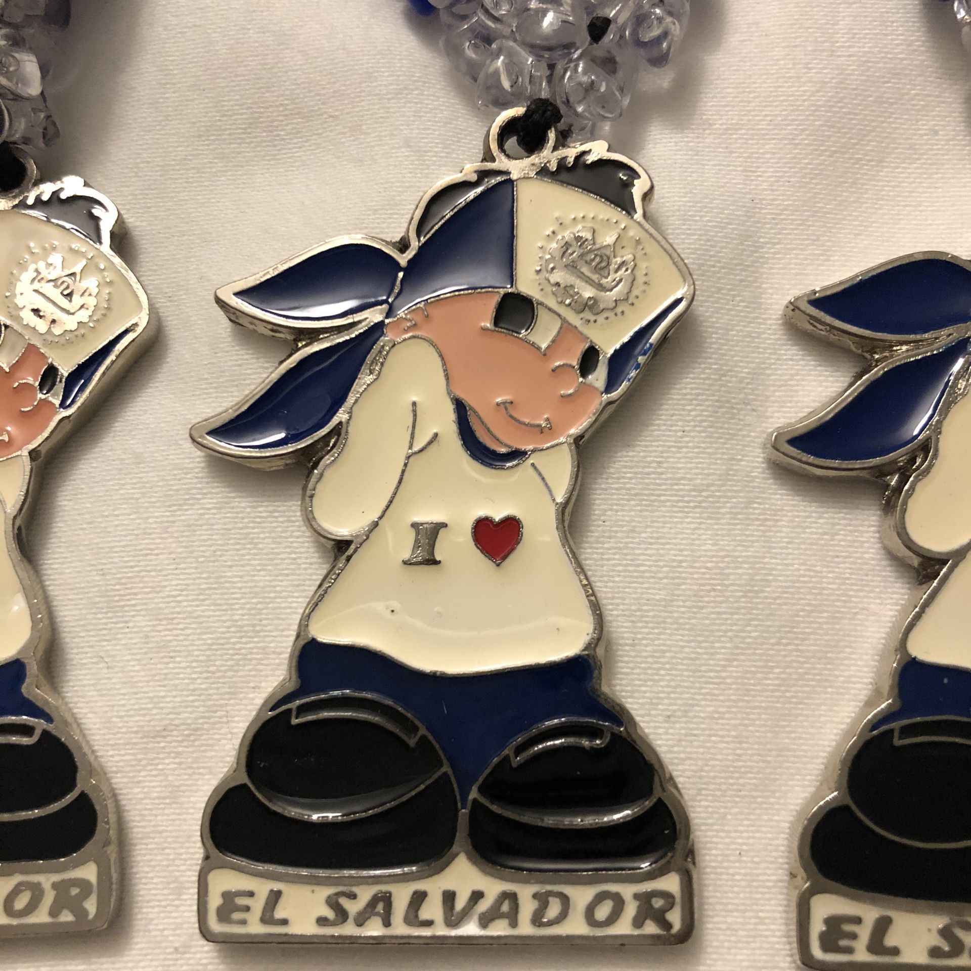🇸🇻 I ❤️ El Salvador Little Salvadorian Boy White & Blue Design Beaded Necklace - Brand New