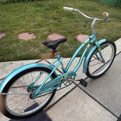 Trek Wasabi 24” Girl’s Cruiser Bike