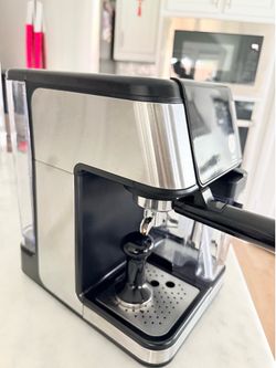 Bella pro coffee maker with unused coffee sachet