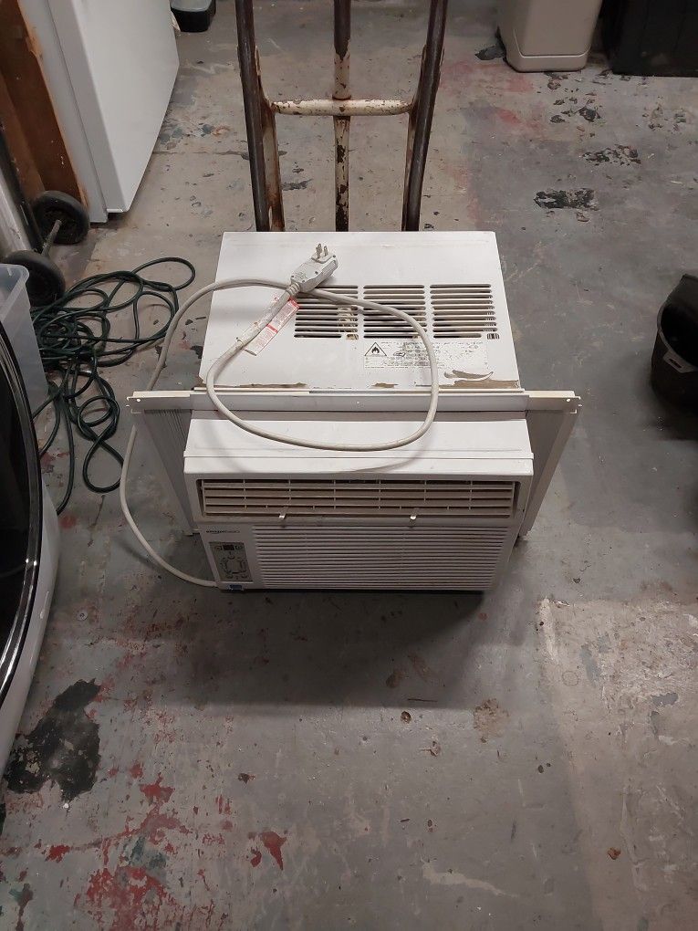Room AC