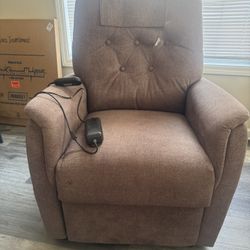 Automatic Recliner With Control Buttons