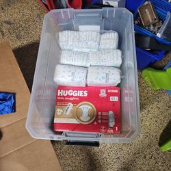 Huggies Baby Diapers Size 1