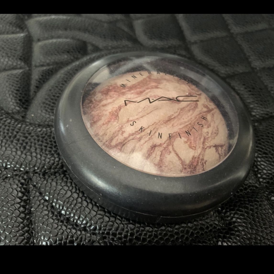 MAC MSF Mineralize Skin Finish Petticoat Discontinued Blush Highlighter Powder