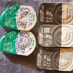 8. 1 DAY CONTACT LENSES. 