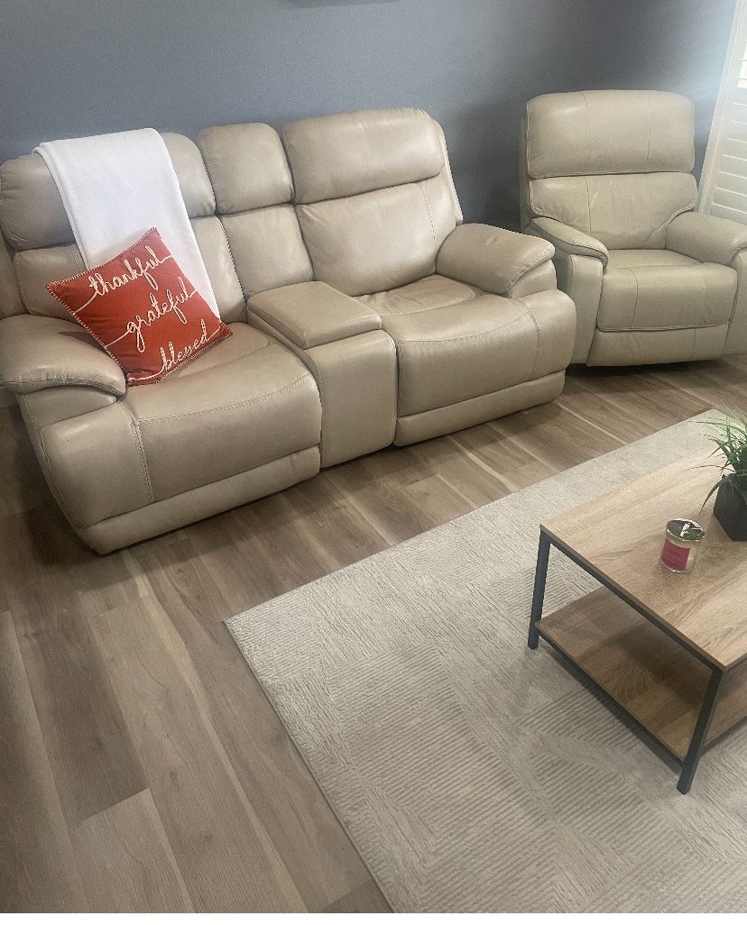 100% Leather Dual Reclining Couch And Single Recliner