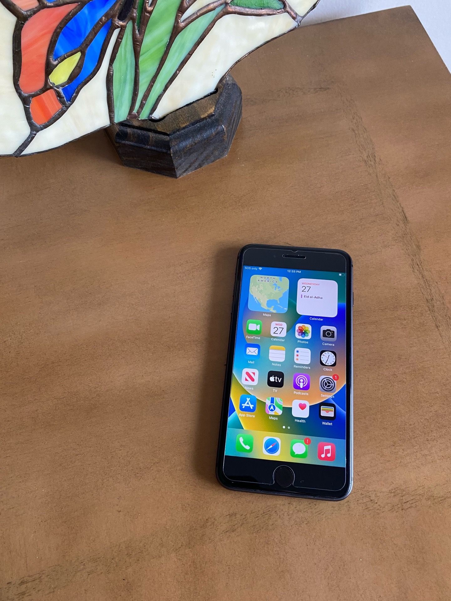 iPhone 8 Plus ( Unlocked) 64gb Black color