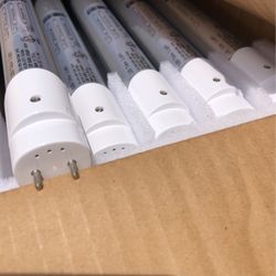 LED TUBE LIGHT