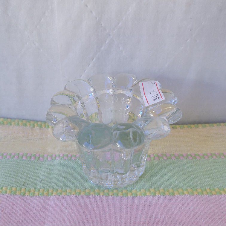 Small Flower Shaped Candle Holder 
