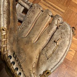 Vintage Wilson Joan Joyce Autograph Model Brown Leather Softball Glove RH Throw A9831