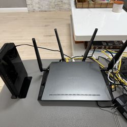 Netgear  Modem Router High Speed Like Brand New