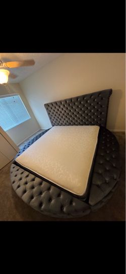 KING. platform bed set