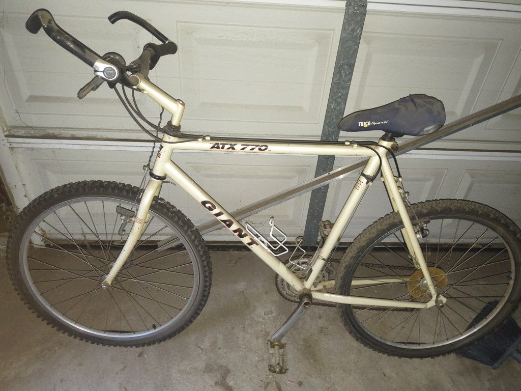 Giant Atx 770 Used