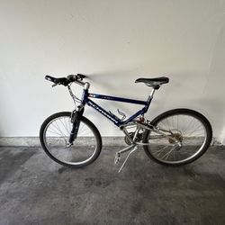 Schwinn S-10 Full Suspension Mountain Bike – Good Condition