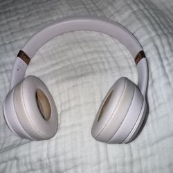 Beats Solo 4 Wireless Headphones 