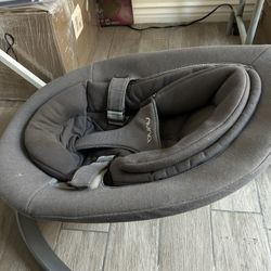 NUNA Baby swing 
