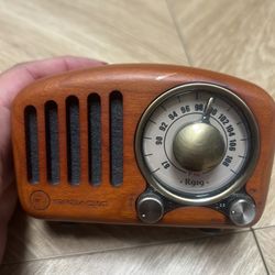 Portable Vintage Inspired Bluetooth Radio Speaker 