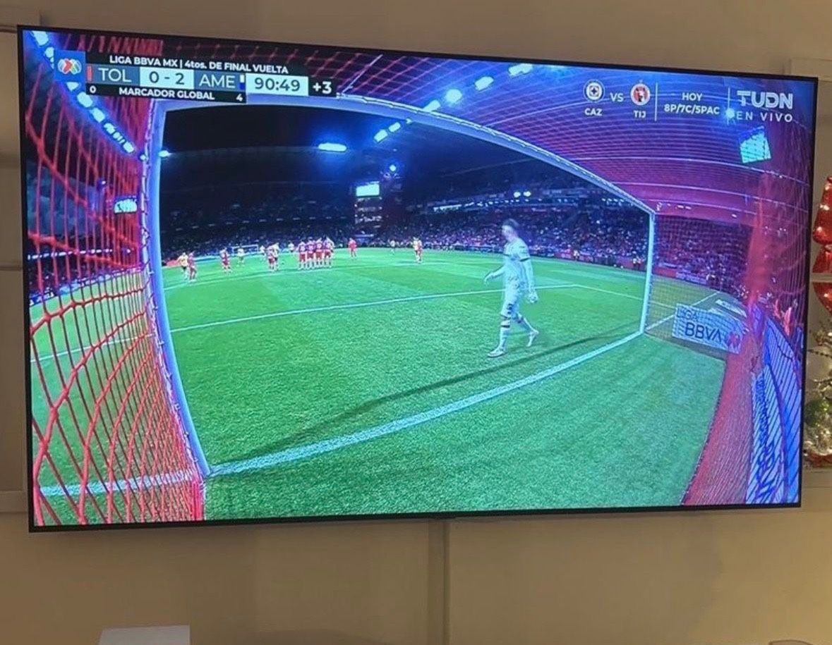 70” Samsung smart TV